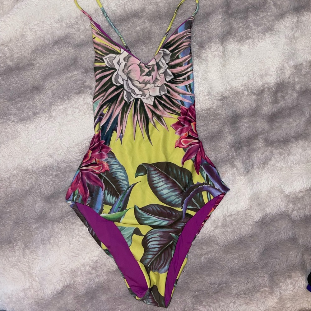 Super sexy cute one piece tropical bathing suit Kara Hoffman brand